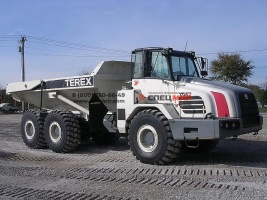 Шарнирно-сочленённый самосвал Terex TA27