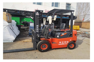 Дизельный вилочный погрузчик Lonking FD15T