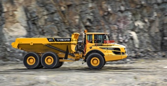 Шарнирно-сочленённый самосвал Volvo A30G