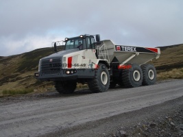 Шарнирно-сочленённый самосвал Terex TA35