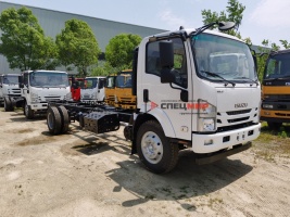 Автомобиль бортовой ISUZU QL1120AJPAY с КМУ, грузоподъемностью 3 тонны