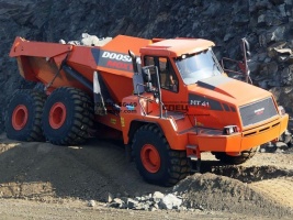 Шарнирно-сочлененный самосвал DOOSAN Moxy MT-41