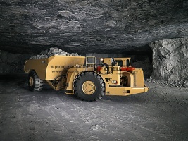 Подземный самосвал Cat AD30